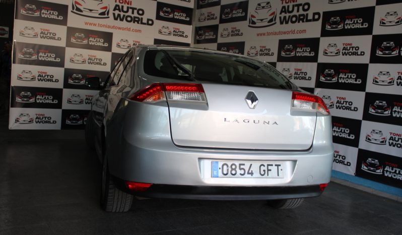 
								Renault Laguna full									