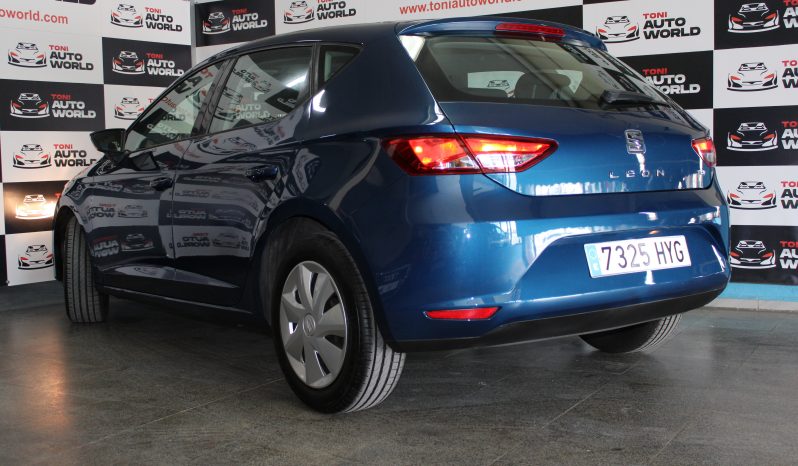 
								Seat León full									
