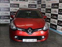 
										Renault Clio full									
