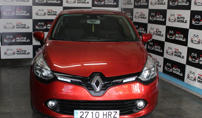 
								Renault Clio full									