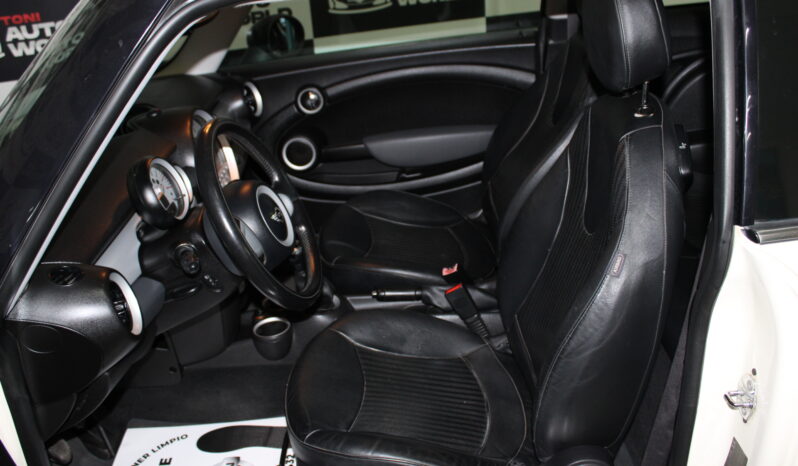 
								Mini One full									