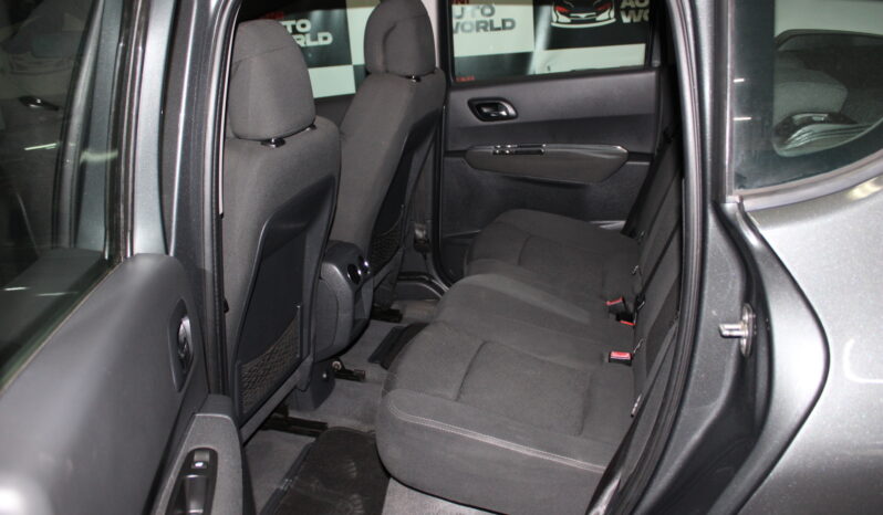 
								Peugeot 3008 full									