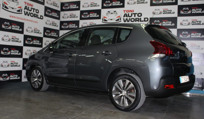 
								Peugeot 3008 full									