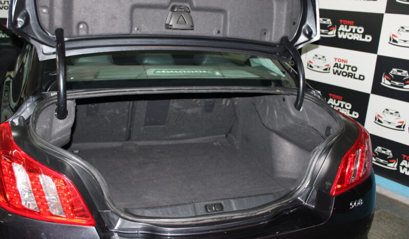 
								Peugeot 508 full									