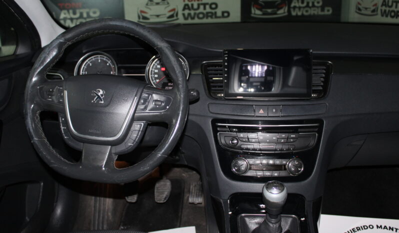 
								Peugeot 508 full									