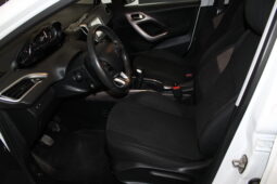 
										PEUGEOT 2008 full									