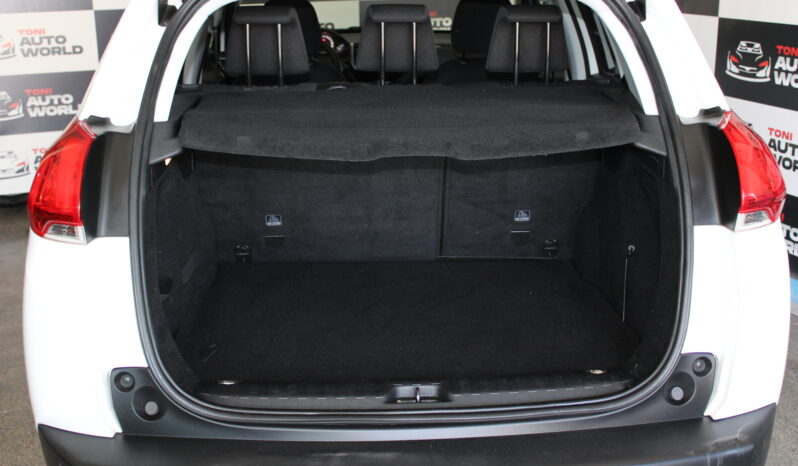 
								PEUGEOT 2008 full									
