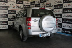 
										Suzuki Gran Vitara full									