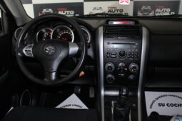 
										Suzuki Gran Vitara full									