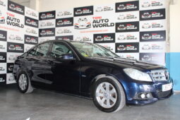 
										Mercedes-Benz Clase C full									
