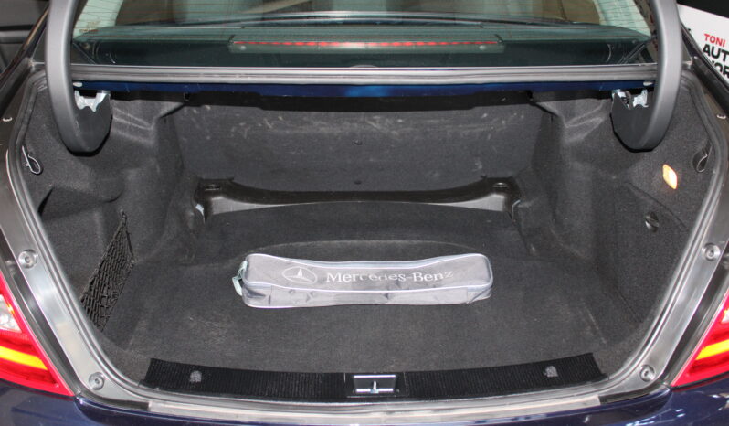 
								Mercedes-Benz Clase C full									