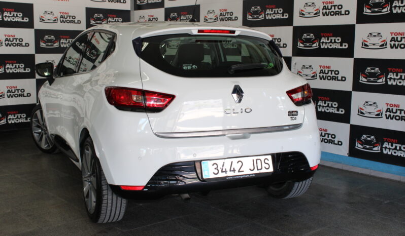 
								Renault Clio full									