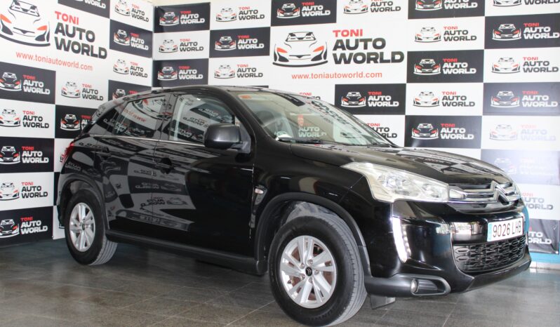 
								Citroen C4 Aircross full									